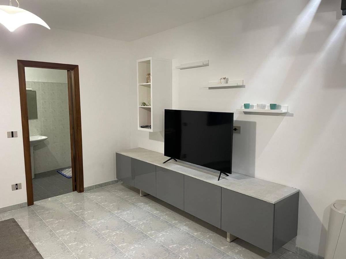 Casa Andros Villa Pertosa Екстериор снимка