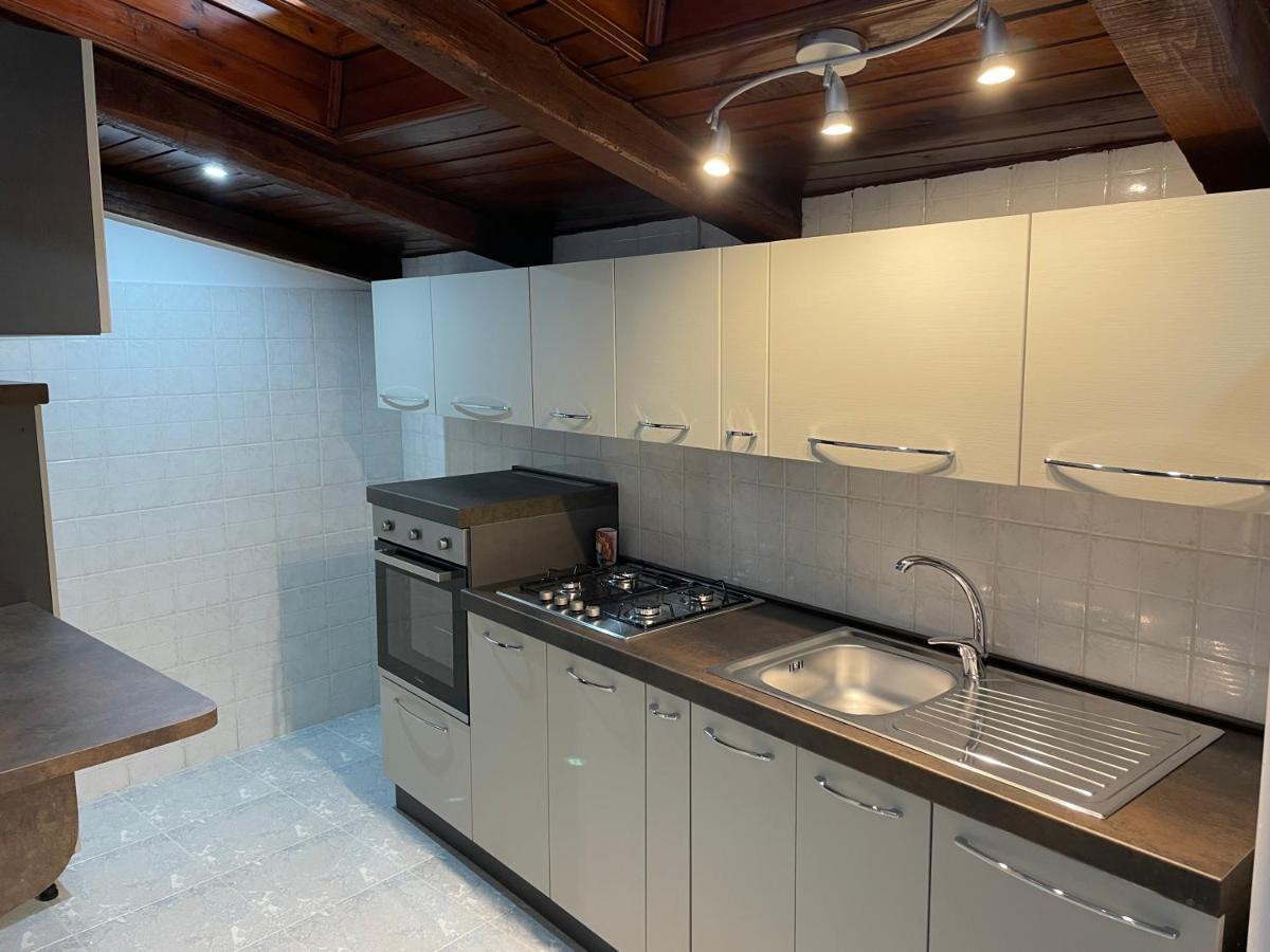 Casa Andros Villa Pertosa Екстериор снимка