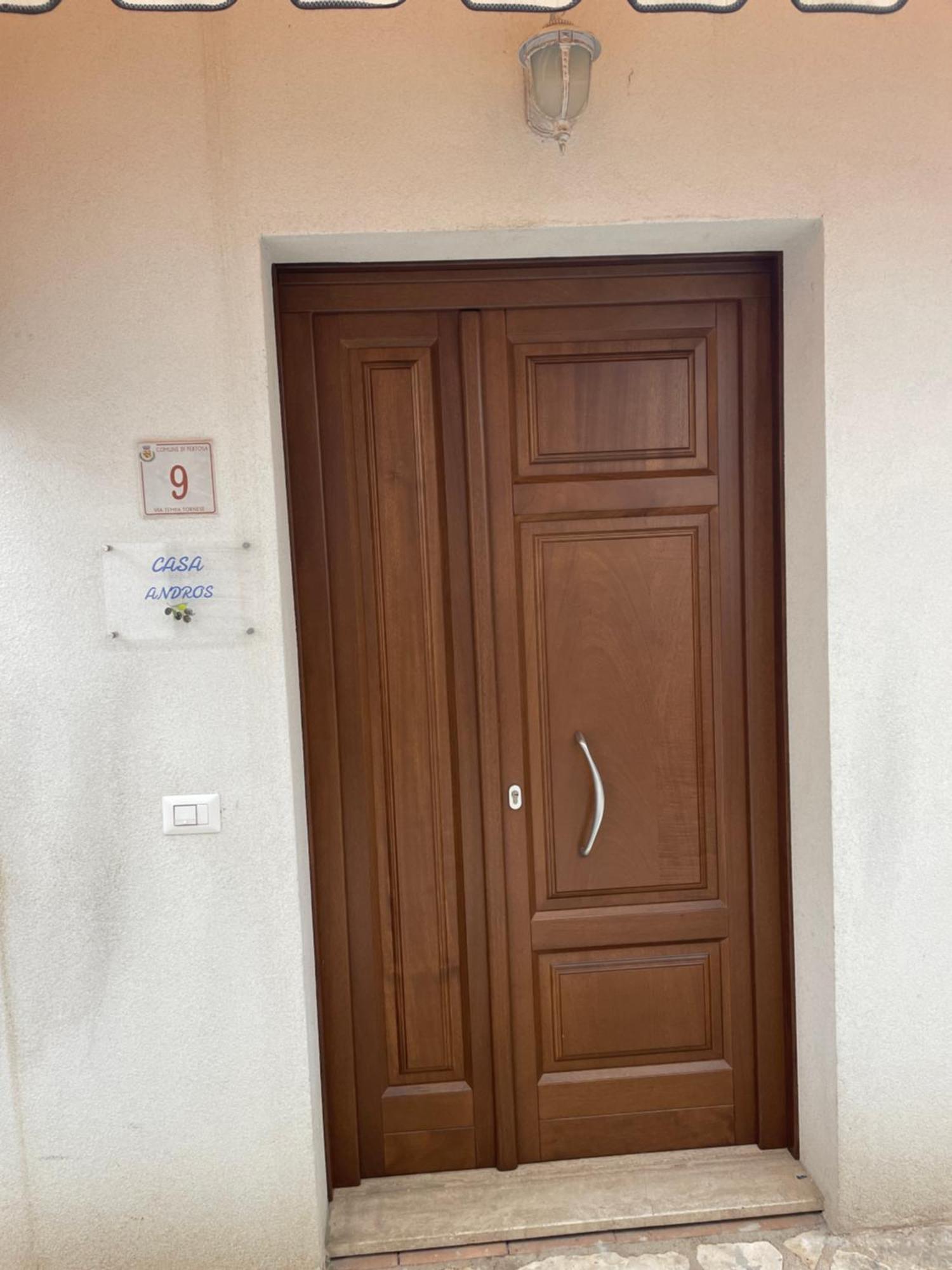Casa Andros Villa Pertosa Екстериор снимка